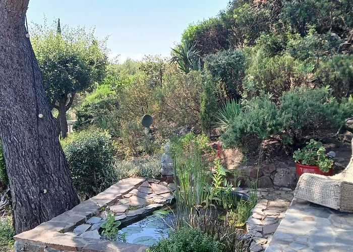 Villa Anadine - Aiguebonne Boulouris - Pleine Vue Mer - A 5 Minutes A Pied De La Plage - Climatisee